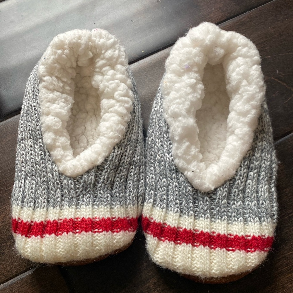Toddler Slippers NWOT